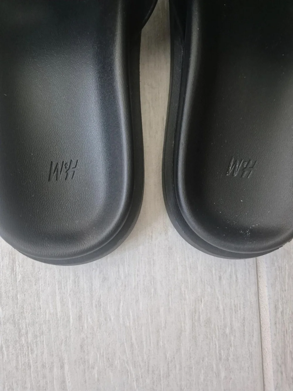 Comfortable H&M Slides Sandals Size 8